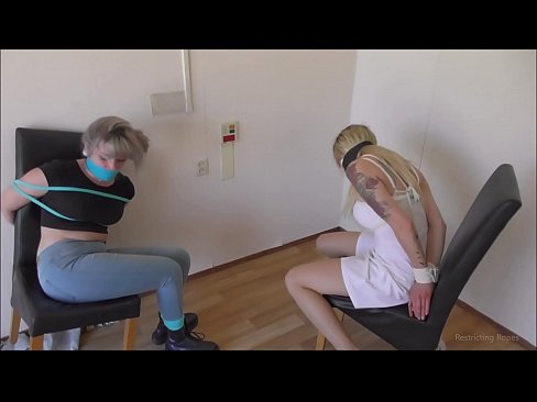 ❤️ E varur / e lidhur dhe e gojës / vajzë në ankth ☑ Porno në pornografi sq.analpics.ru ❌❤