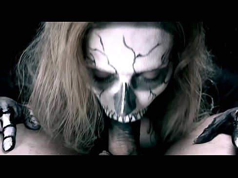 ❤️ Vajzë demonike që thith karin me gojën e saj të zezë dhe gëlltit sperma. ☑ Porno në pornografi sq.analpics.ru ❌❤
